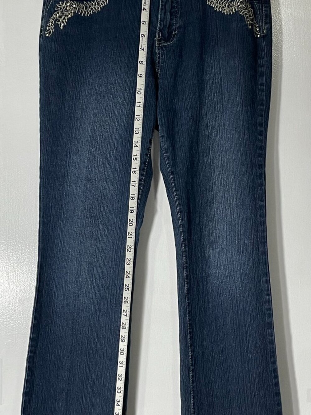 Roz & Ali Women’s Embroidered Beaded Jeans Size 10 Wide Leg Dark Wash Excellent - Picture 6 of 16